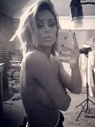 Aubrey O`Day nude 4